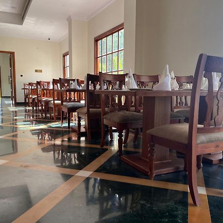 Royale De' Casa Resort Kaziranga Kāziranga Exterior foto