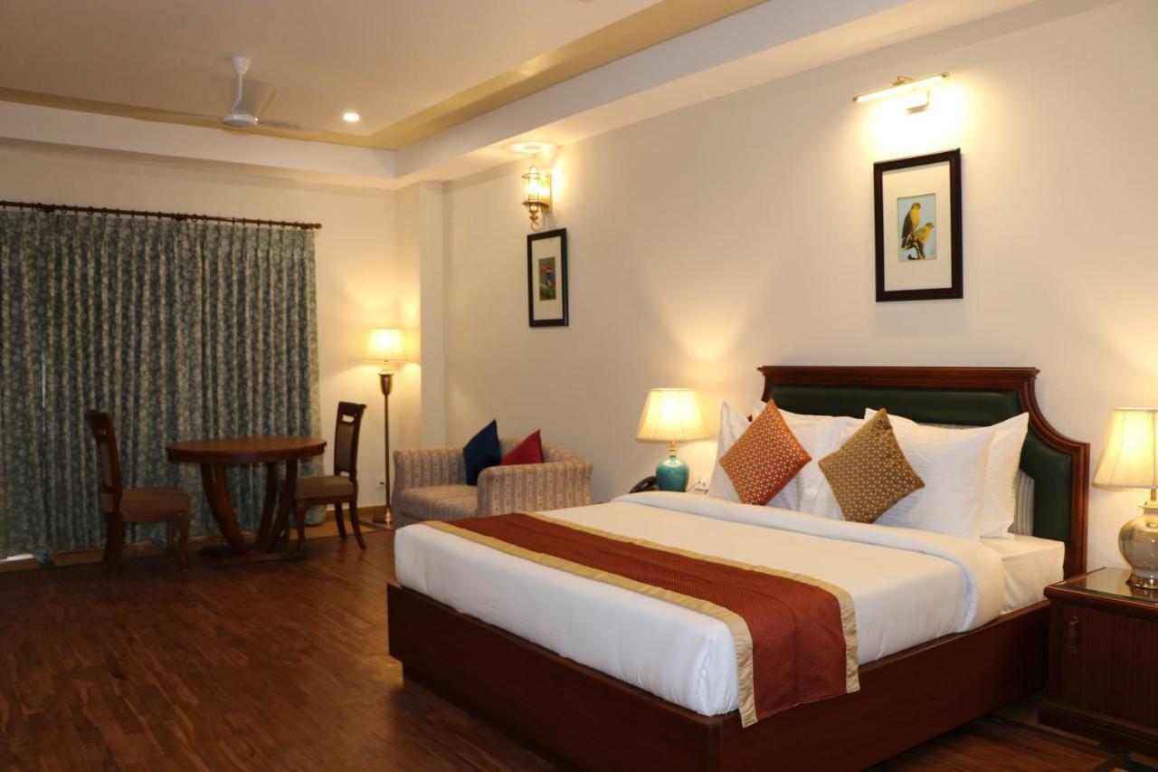 Royale De' Casa Resort Kaziranga Kāziranga Exterior foto