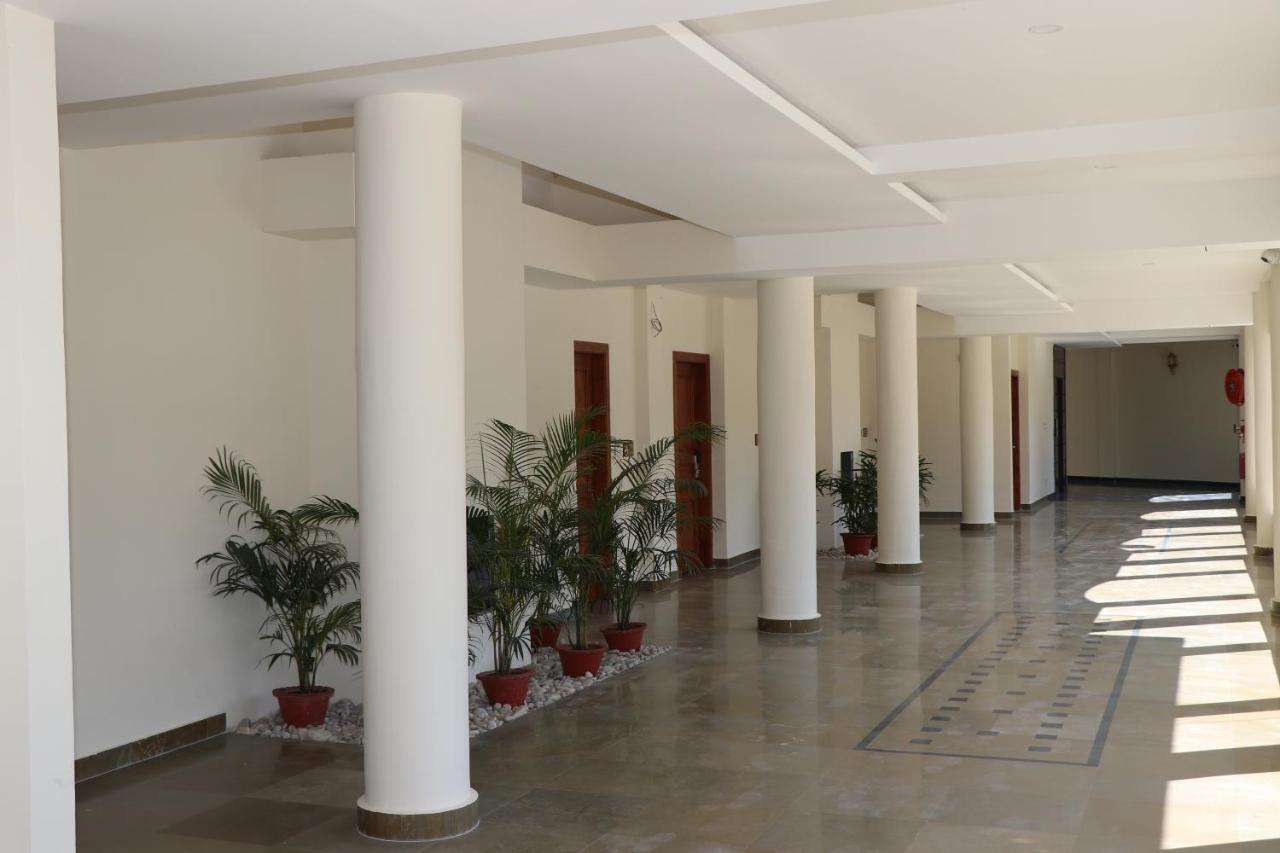 Royale De' Casa Resort Kaziranga Kāziranga Exterior foto