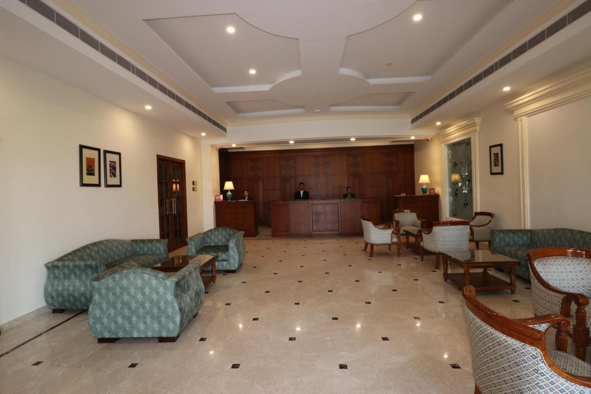 Royale De' Casa Resort Kaziranga Kāziranga Exterior foto