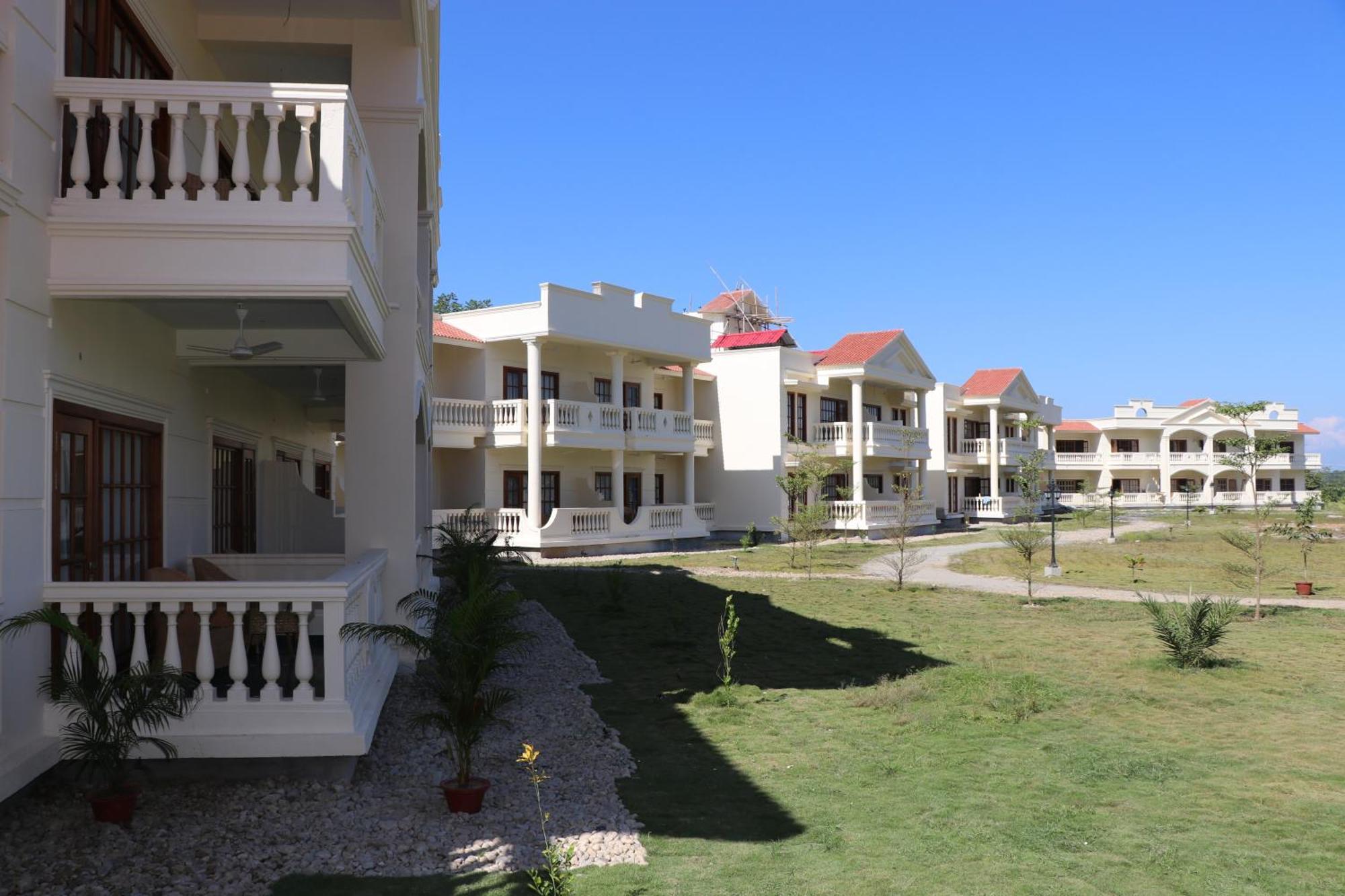 Royale De' Casa Resort Kaziranga Kāziranga Exterior foto