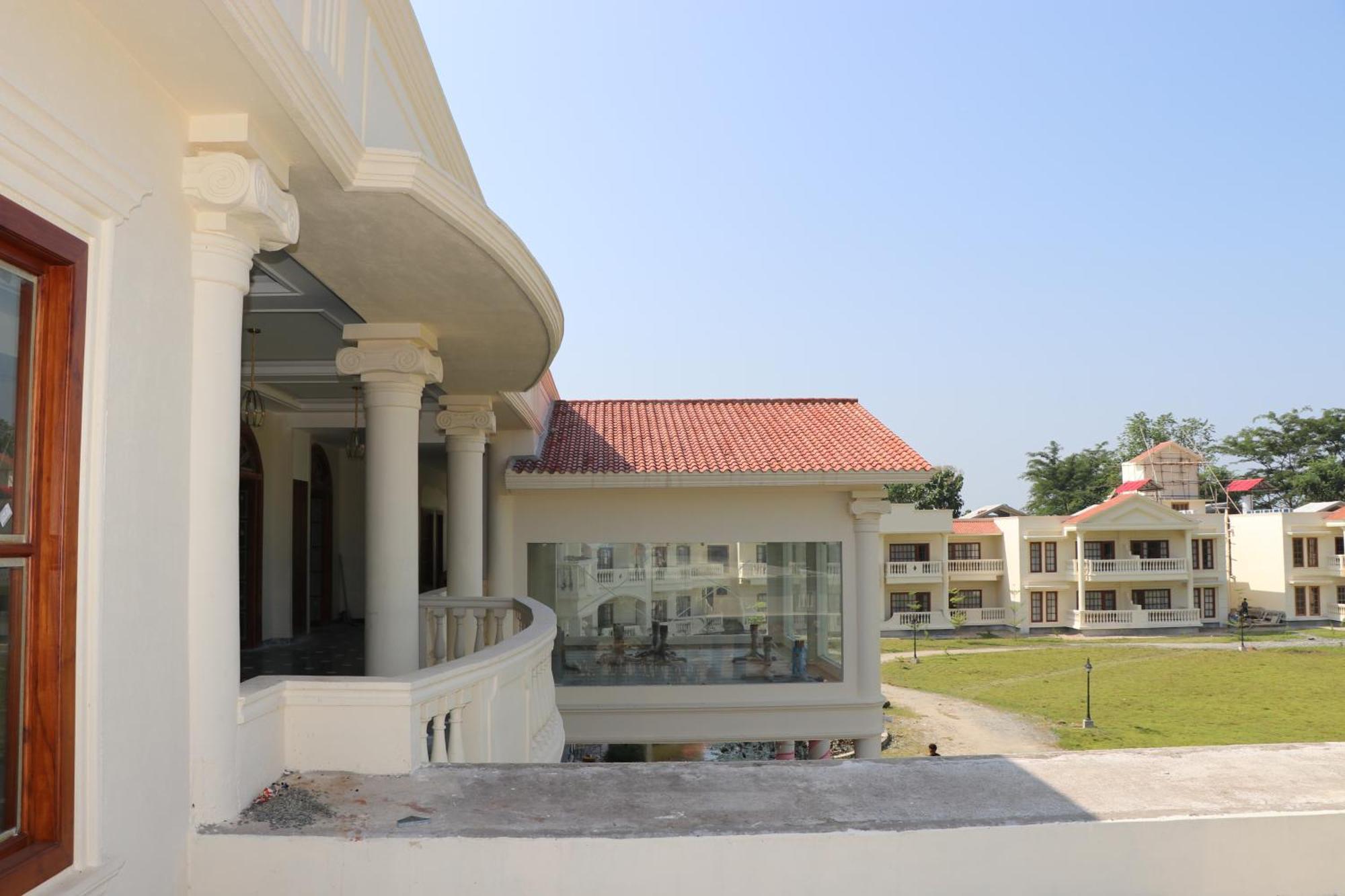 Royale De' Casa Resort Kaziranga Kāziranga Exterior foto