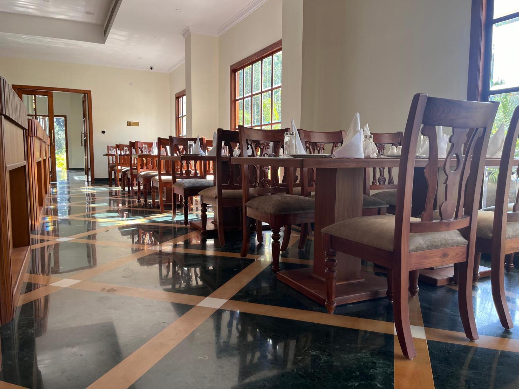 Royale De' Casa Resort Kaziranga Kāziranga Exterior foto