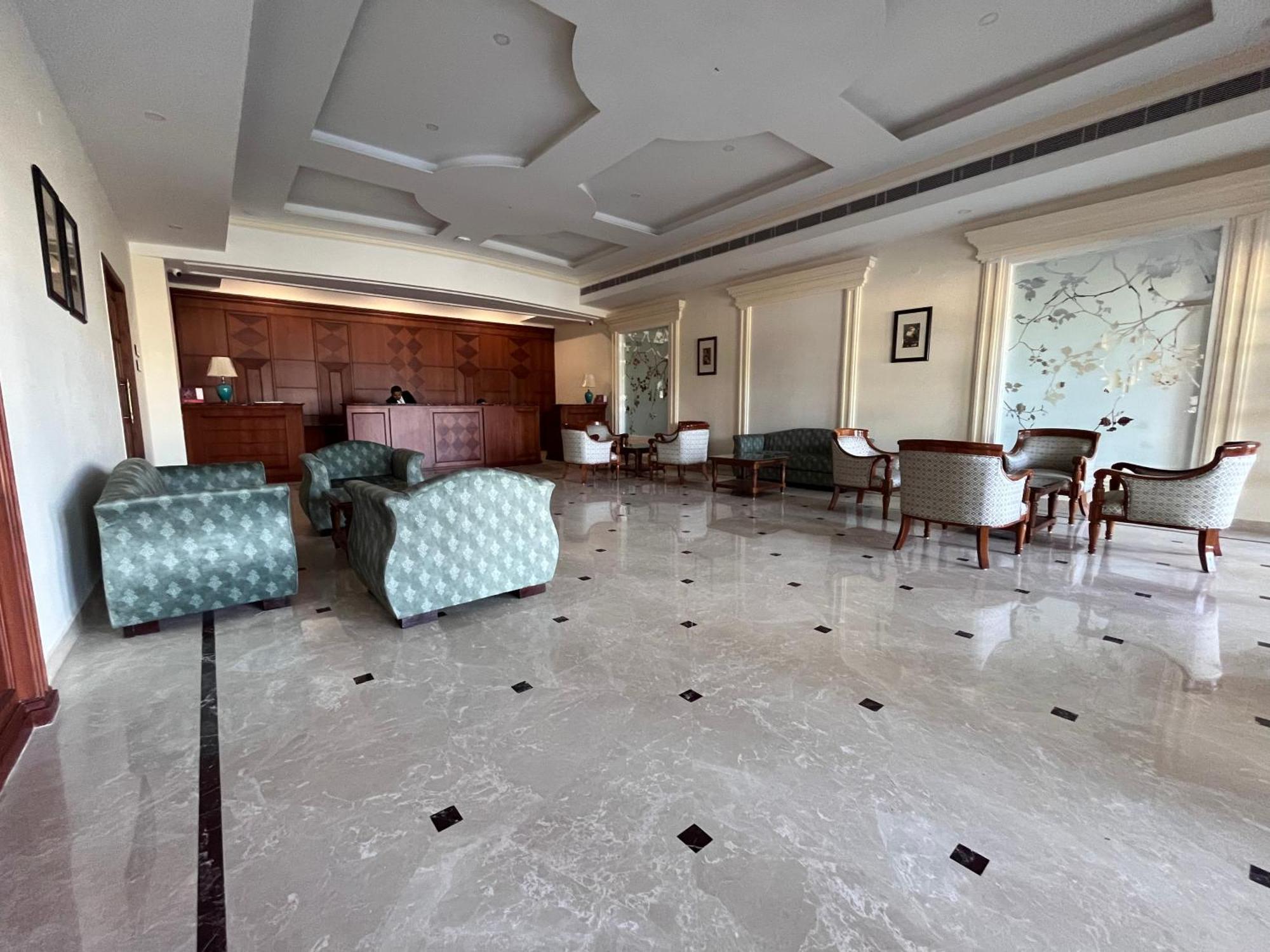 Royale De' Casa Resort Kaziranga Kāziranga Exterior foto
